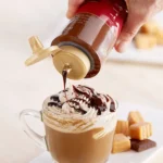 Caramel Flavoring Sauce 12 fl. oz. (16.5 oz.) - 4/Case - Image 2